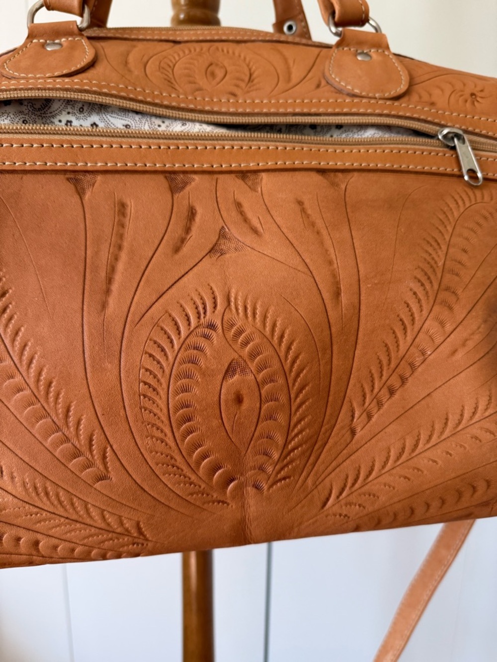 Ropin west tooled leather weekender carryon - Picture 7 of 10